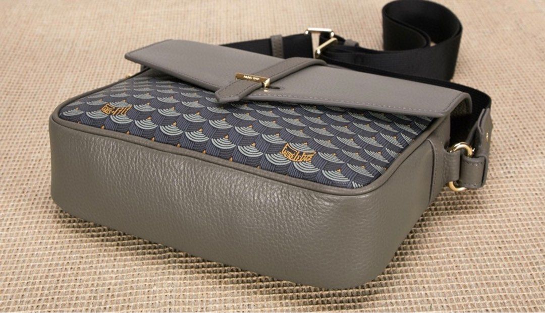Faure Le Page Express 21, Luxury, Bags & Wallets on Carousell