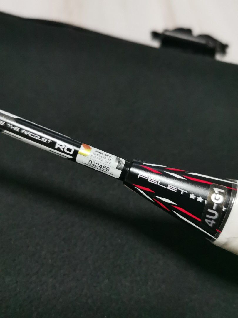 Felet FasteX 800 Badminton Racket with Felet Ultramax 66 Badminton ...