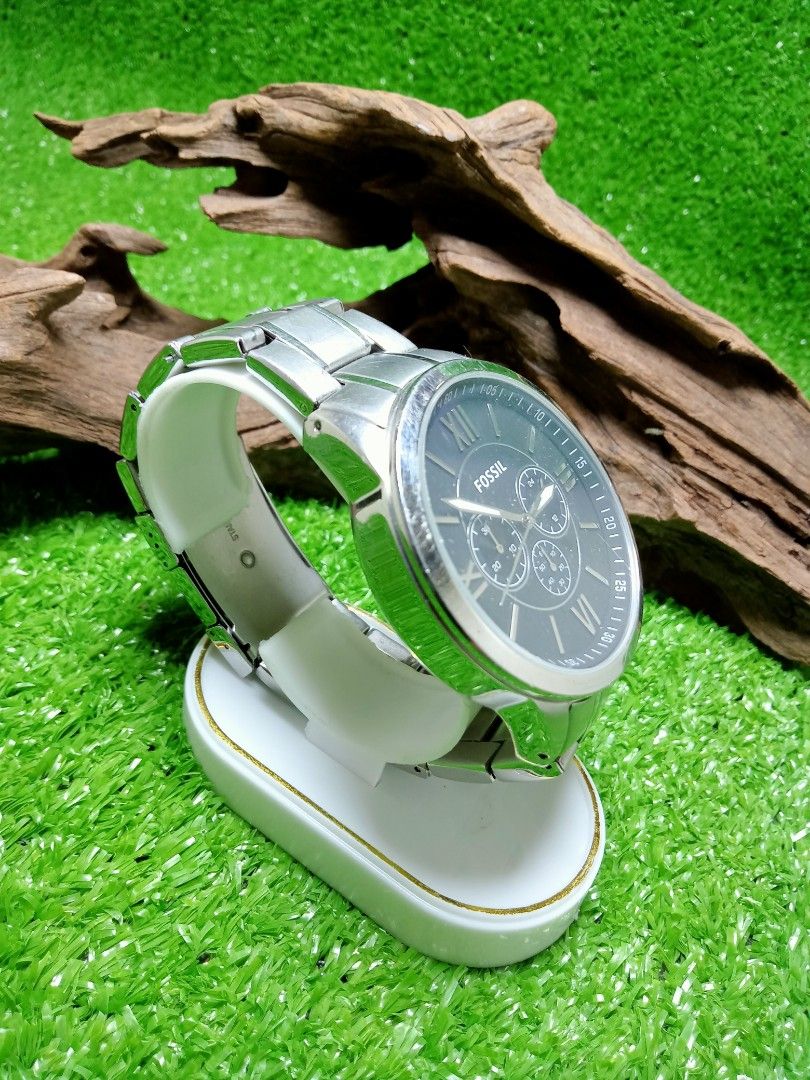 Fossil top watch subdials