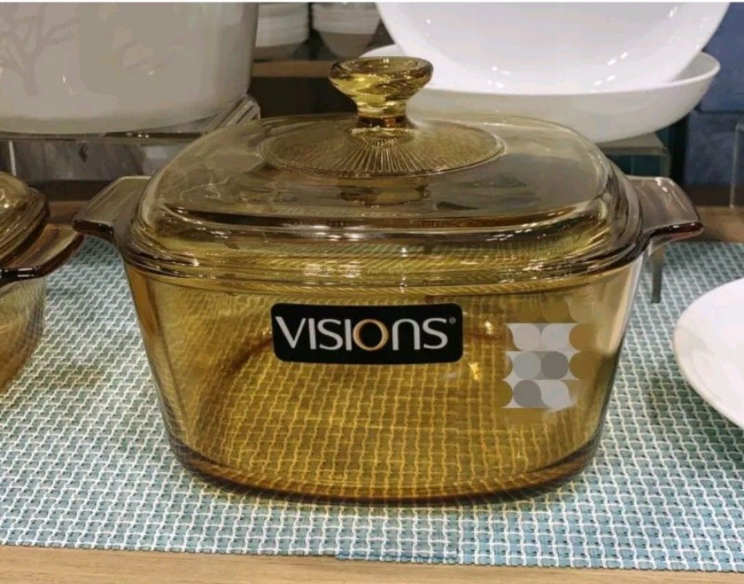 3L VISION COVERED CASSEROLE (Category: Cookware & Accessories) located in Manila. Submitted by JBAL.GEN.MDSE (Listing ID 1234802139, Image 3). Description: 3L Vision Covered Casserole 💯% Authentic 📌₱ 3,500.00 ONLY.