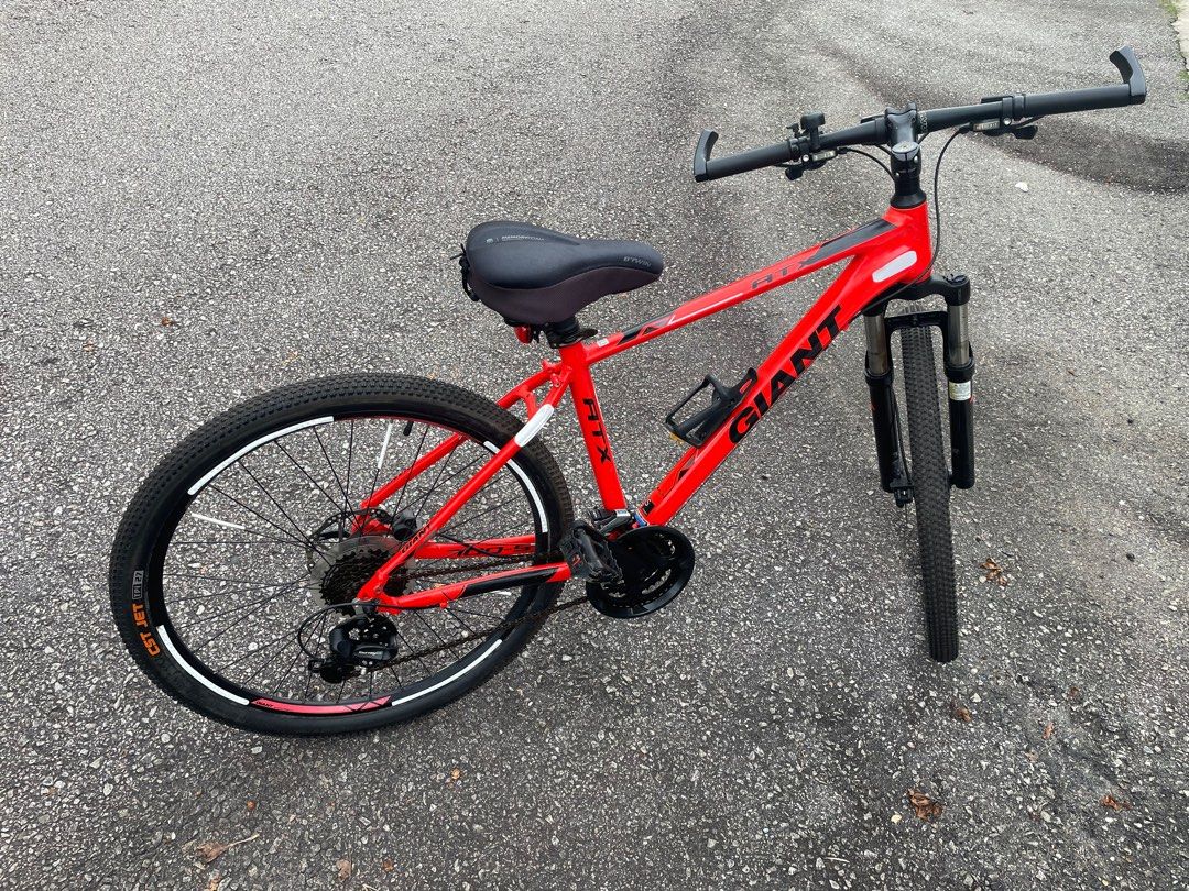 Giant mountain bike shop grips