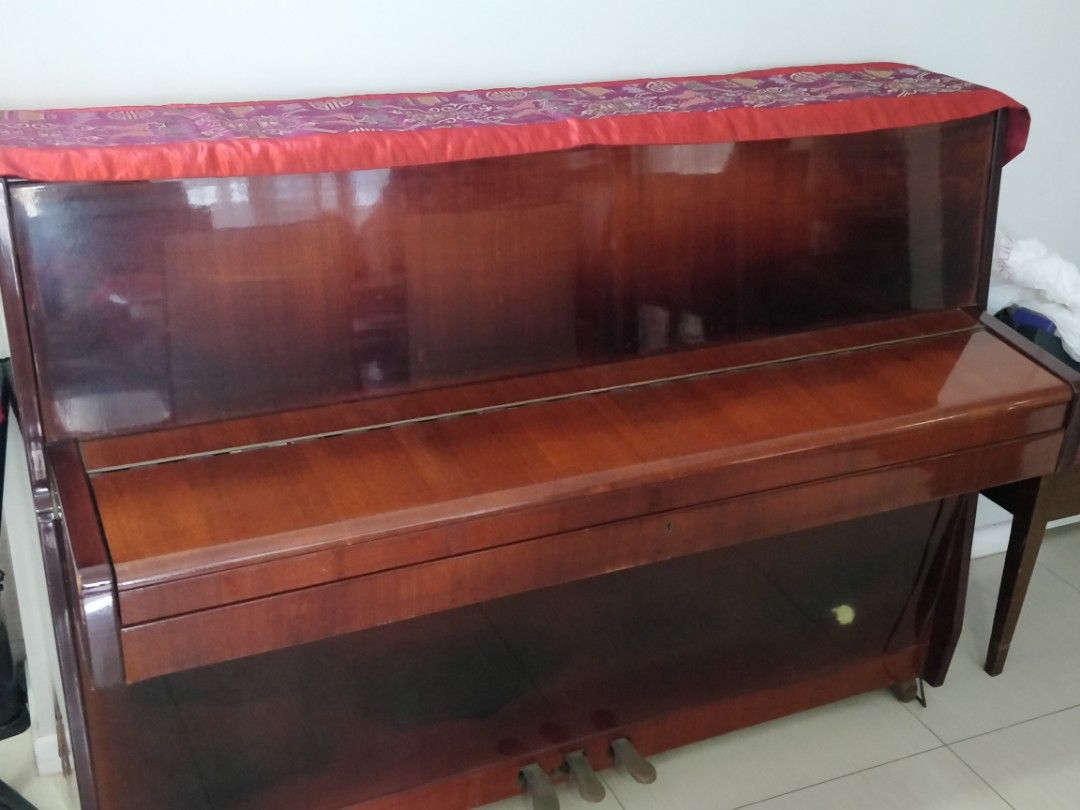 [GIVEAWAY] Antique Grand Piano, Hobbies & Toys, Music & Media, Musical