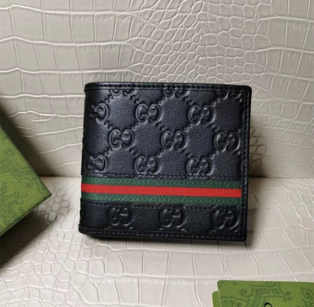 Black gucci wristlet store