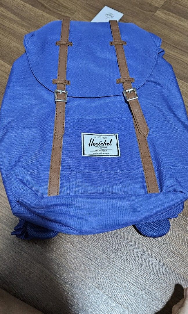 Herschel Backpack, Men's Fashion, Bags, Backpacks on Carousell