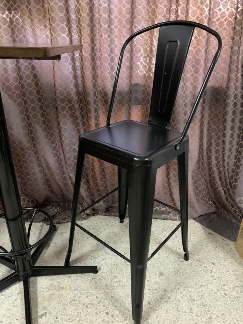 High dining table / bar table with 2 high chairs, Furniture & Home