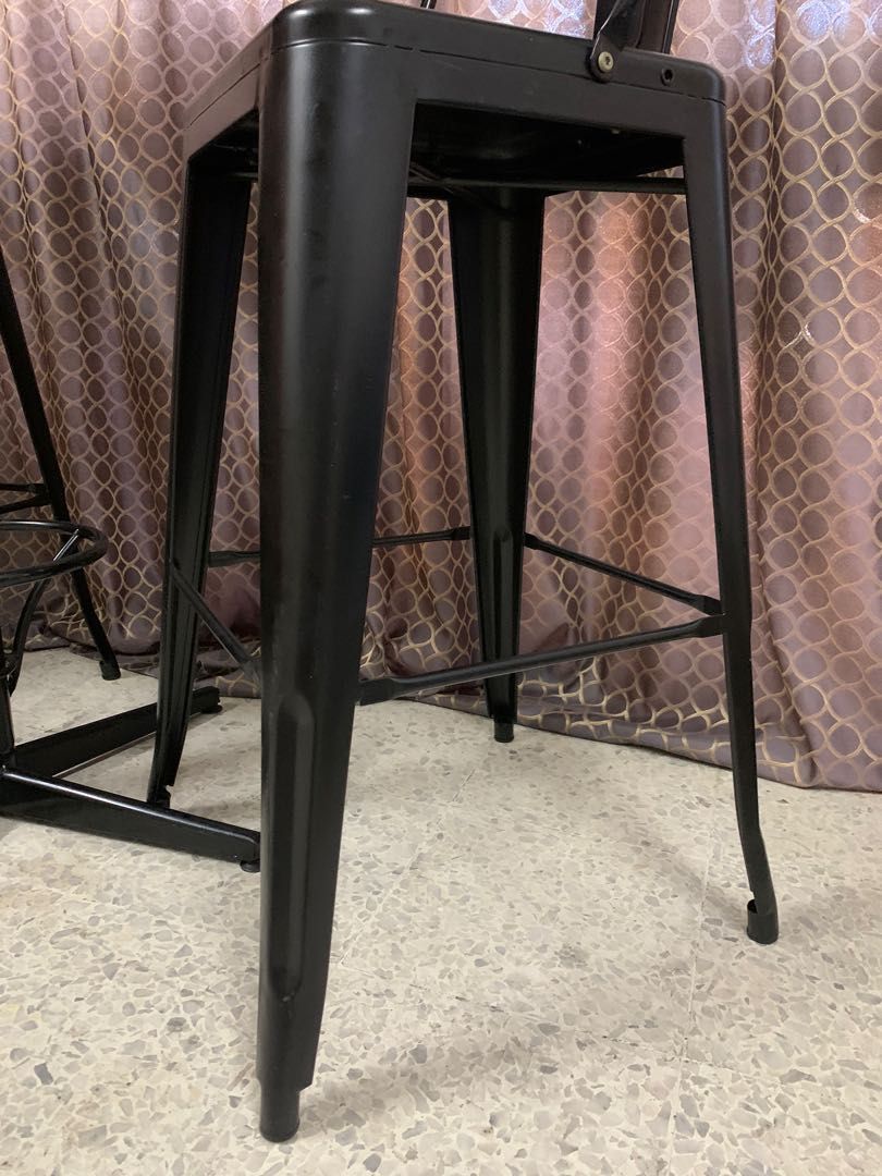 High dining table / bar table with 2 high chairs, Furniture & Home