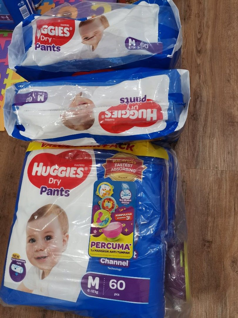 Huggies dry pants M & S size, Babies & Kids, Bathing & Changing