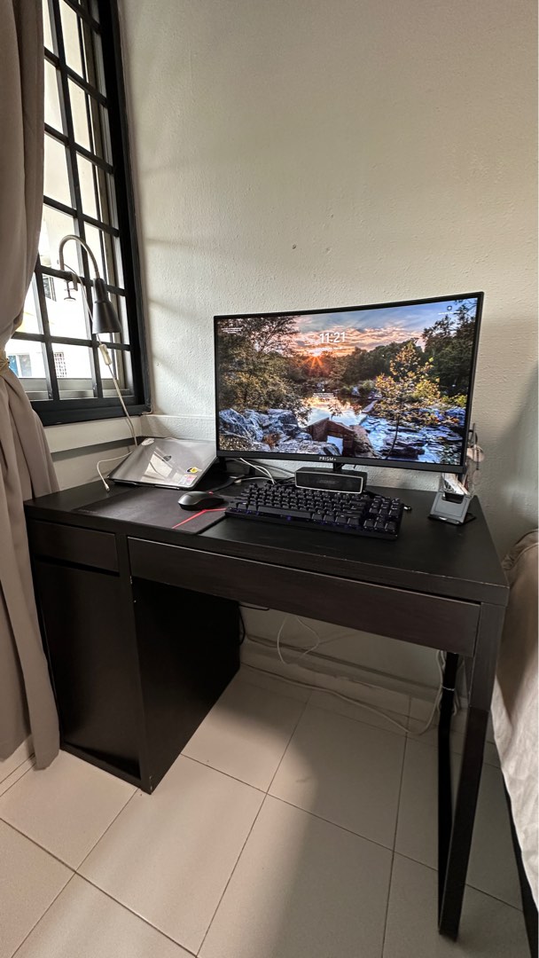 Micke online desk similar
