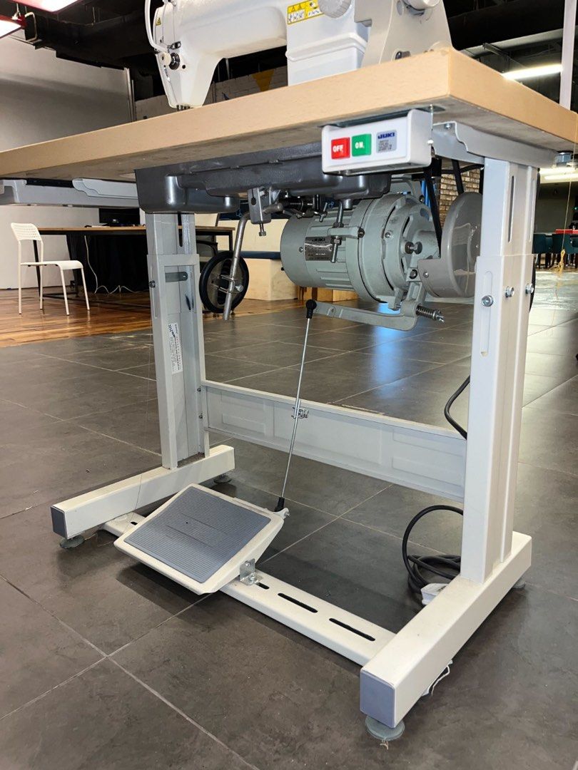 Juki Sewing Machine DDL8100E, TV & Home Appliances, Other Home