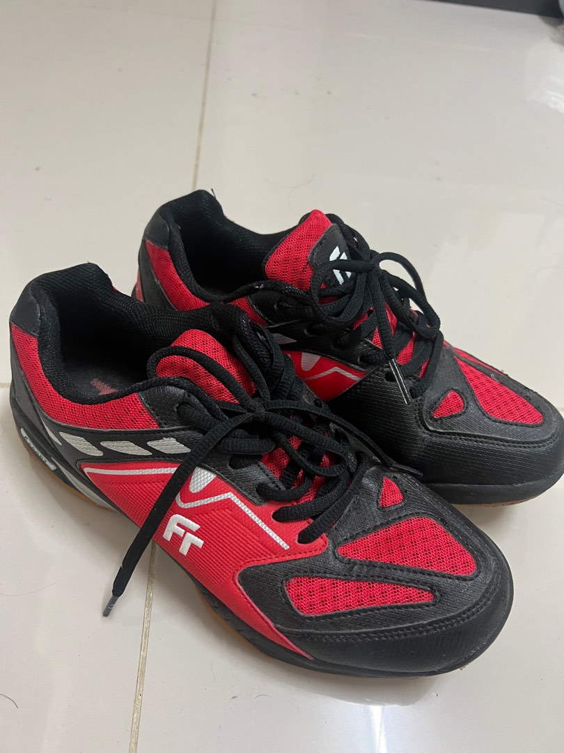 Kasut badminton fleet outlet