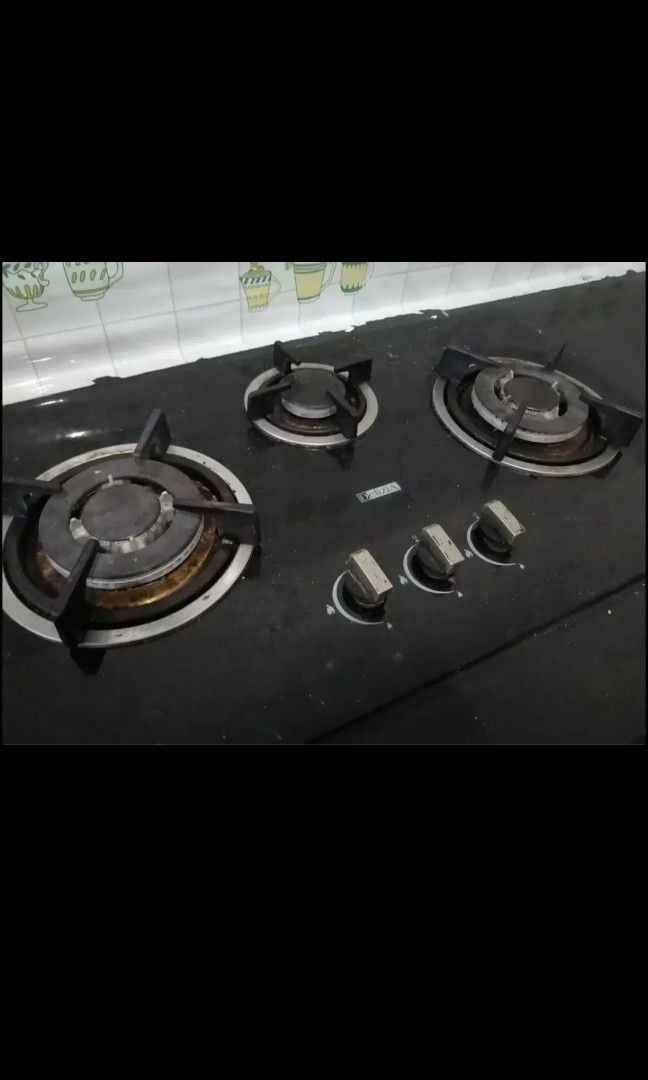 Kompor Gas tanam Delizia, Kitchen & Appliances di Carousell