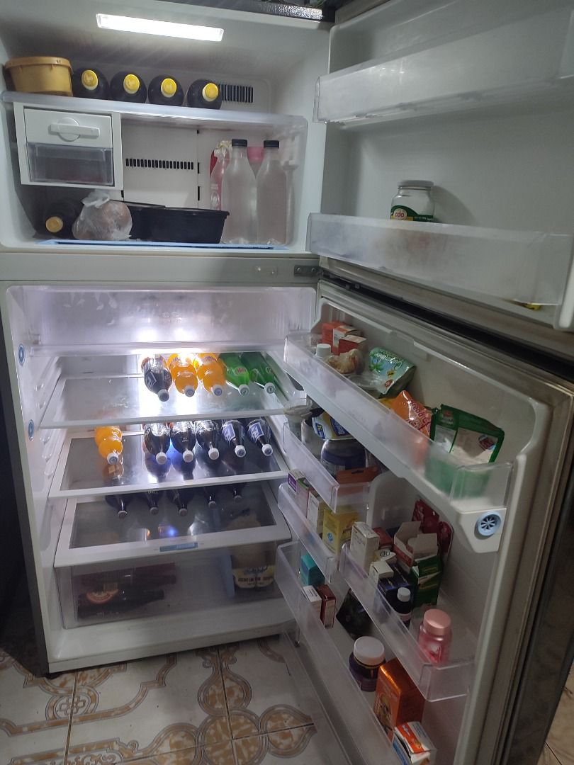 LG REFRIGERATORFREEZER GRM602GSH on Carousell