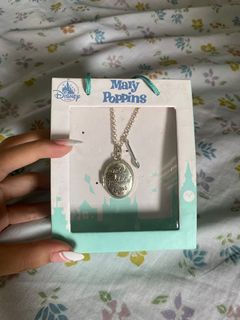 (Category: ) located in . Submitted by aestheticallypreloved (Listing ID 1234683859, Image 1). Description: .