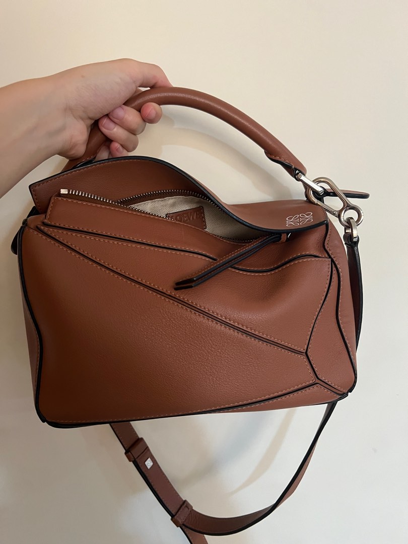 Loewe puzzle small on Carousell