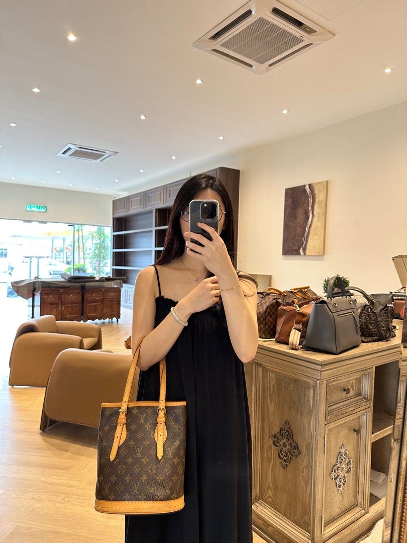Louis Vuitton, Bags, Louis Vuitton Bucket Bag Gm In Monogram All New  Interior Replaced By Lv