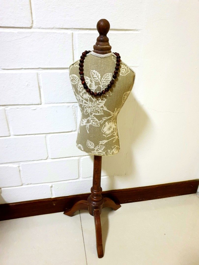 Support d'exposition de colliers en mannequin torse MyGift