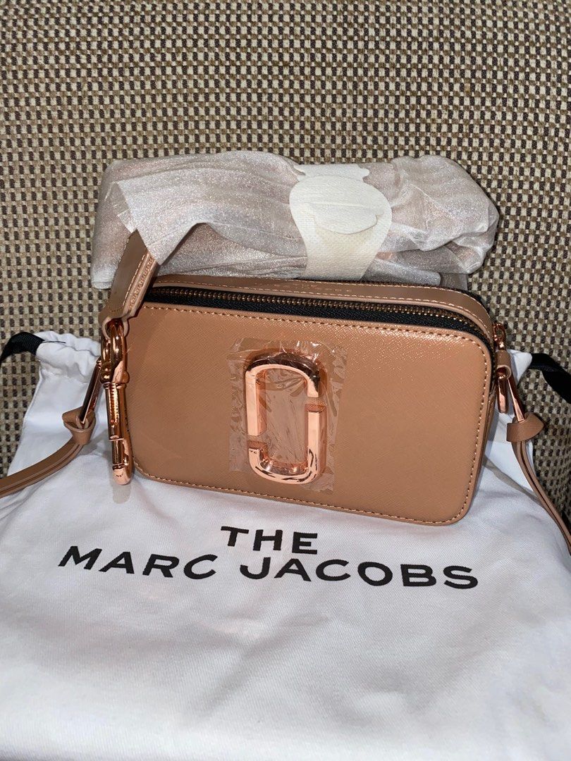 Marc Jacobs camera bag on Carousell