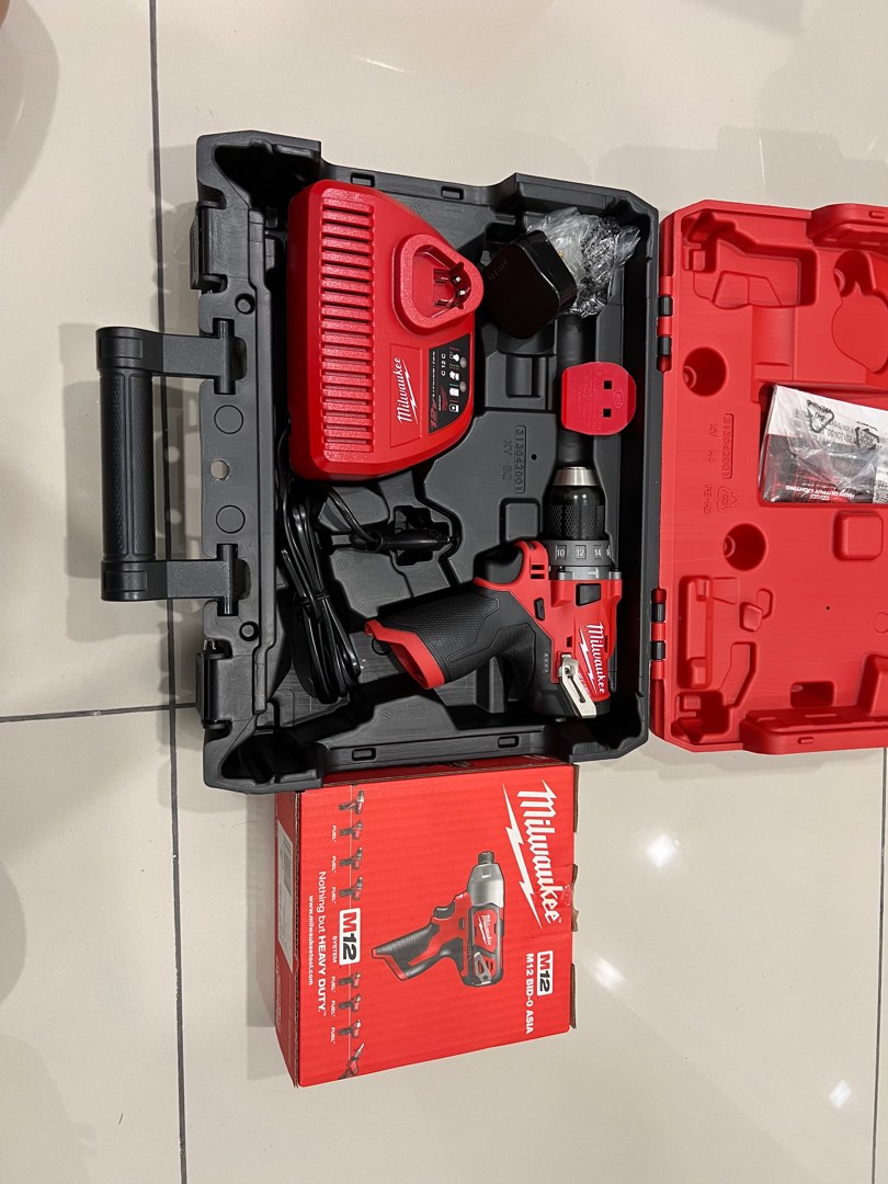 Milwaukee Drill Set, Furniture & Home Living, Home Improvement