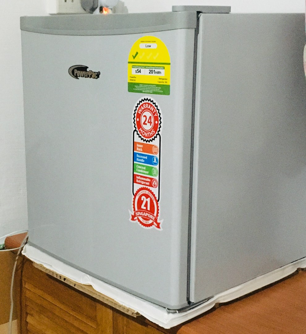 Bar Fridge / Mini Fridge (Used 2.5 yrs only), TV & Home Appliances