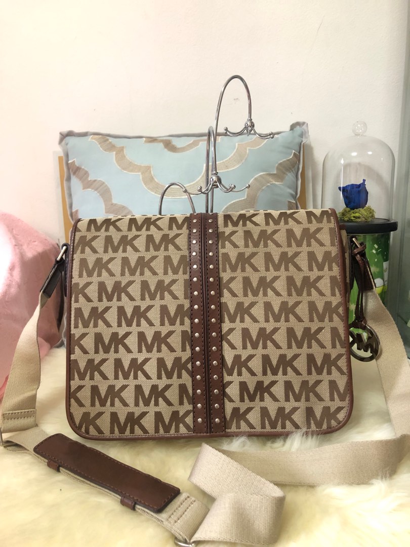 MK CROSSBODY BAG FOR MEN (and women) ORIGINAL, Women's Fashion, Bags