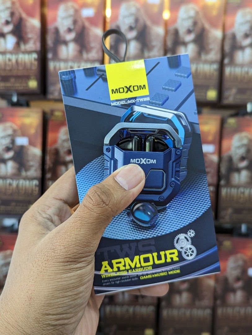 Moxom earbuds top