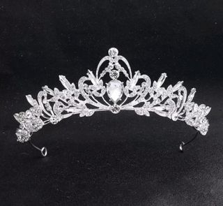 New Stock ‼️ Crystal Tiara Headband Bridal Crown for Wedding/Birthday/Party