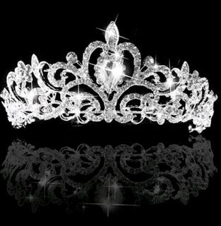 NEW STOCK‼️ FOR SALE ‼️ Wedding Bridal Princess Crown Prom Hair Tiara