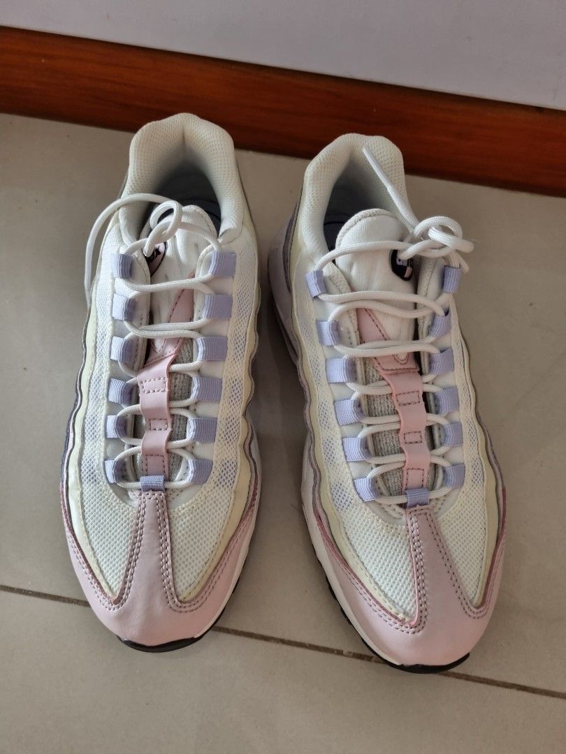 Air max hotsell 95 junior pink
