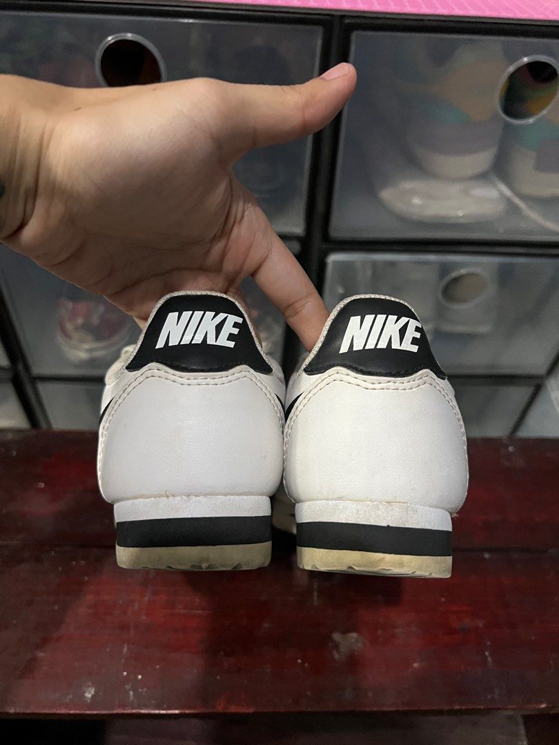 mens black and white cortez