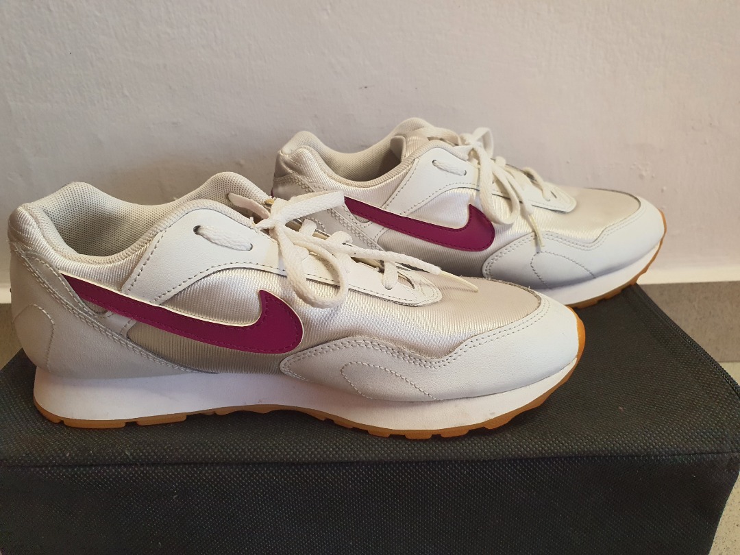 Nike Outburst leather trainers women Women s Fashion Footwear