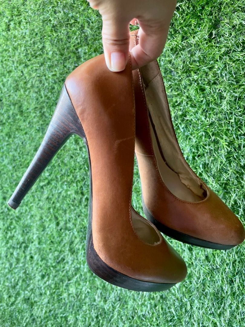 nude stiletto booties