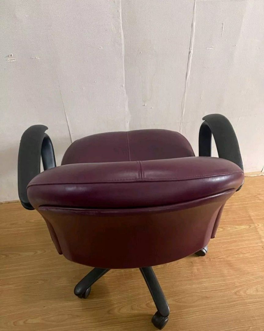 Office Chair Maroon, Furniture & Home Living, Furniture, Other Home