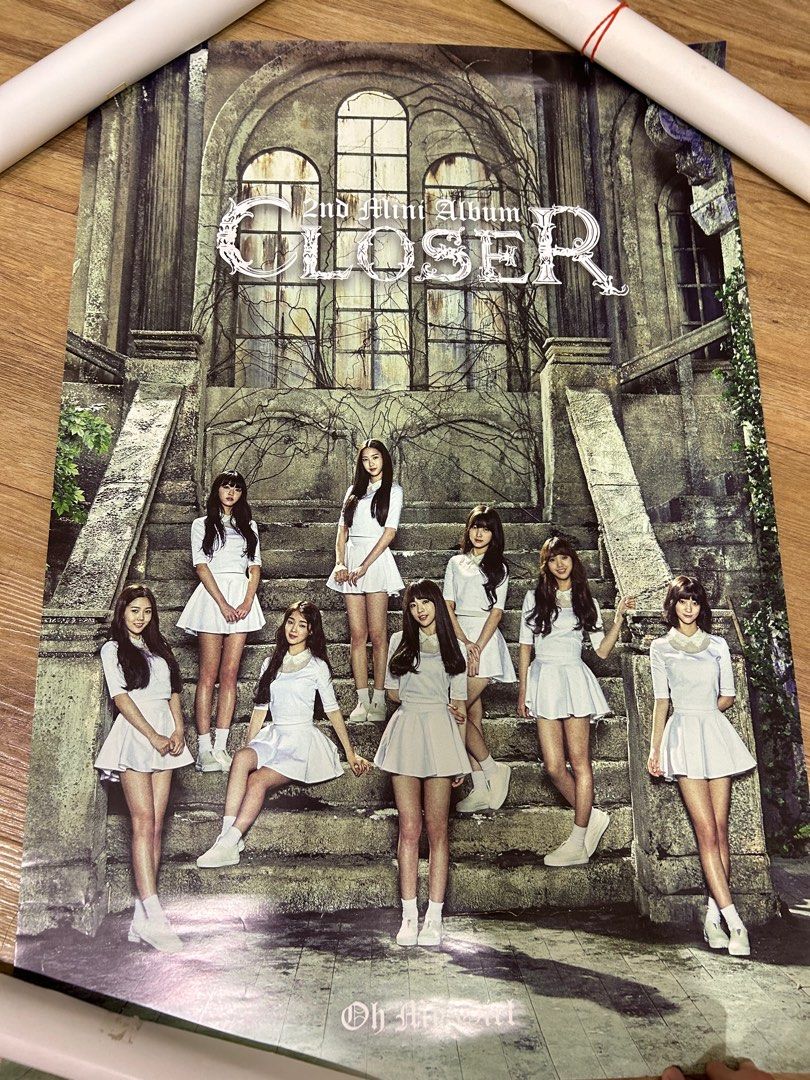 OH MY GIRL CLOSER POSTER, Hobbies & Toys, Memorabilia