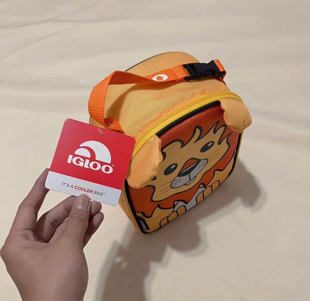 Original IGLOO Insulated Lunch Bag (Category: Diaper Bags & Wetbags) located in Taytay. Submitted by tnrox98 (Listing ID 1234718344, Image 2). Description: brand new lion design / limited edition.