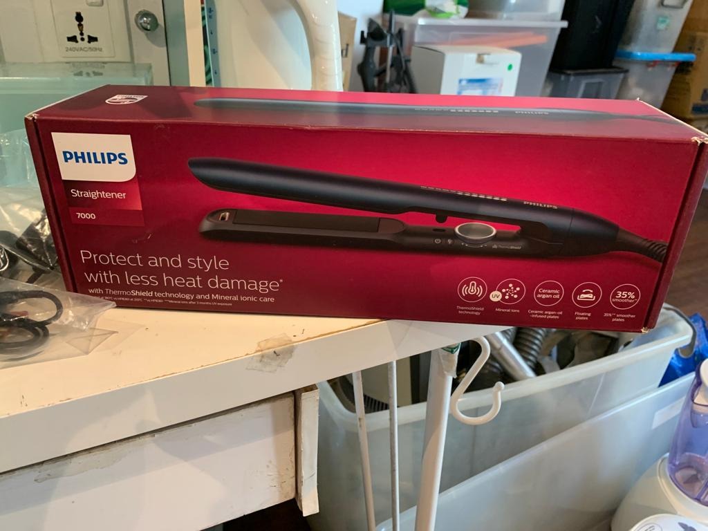 Philips Straightener 7000, Beauty & Personal Care, Hair on Carousell