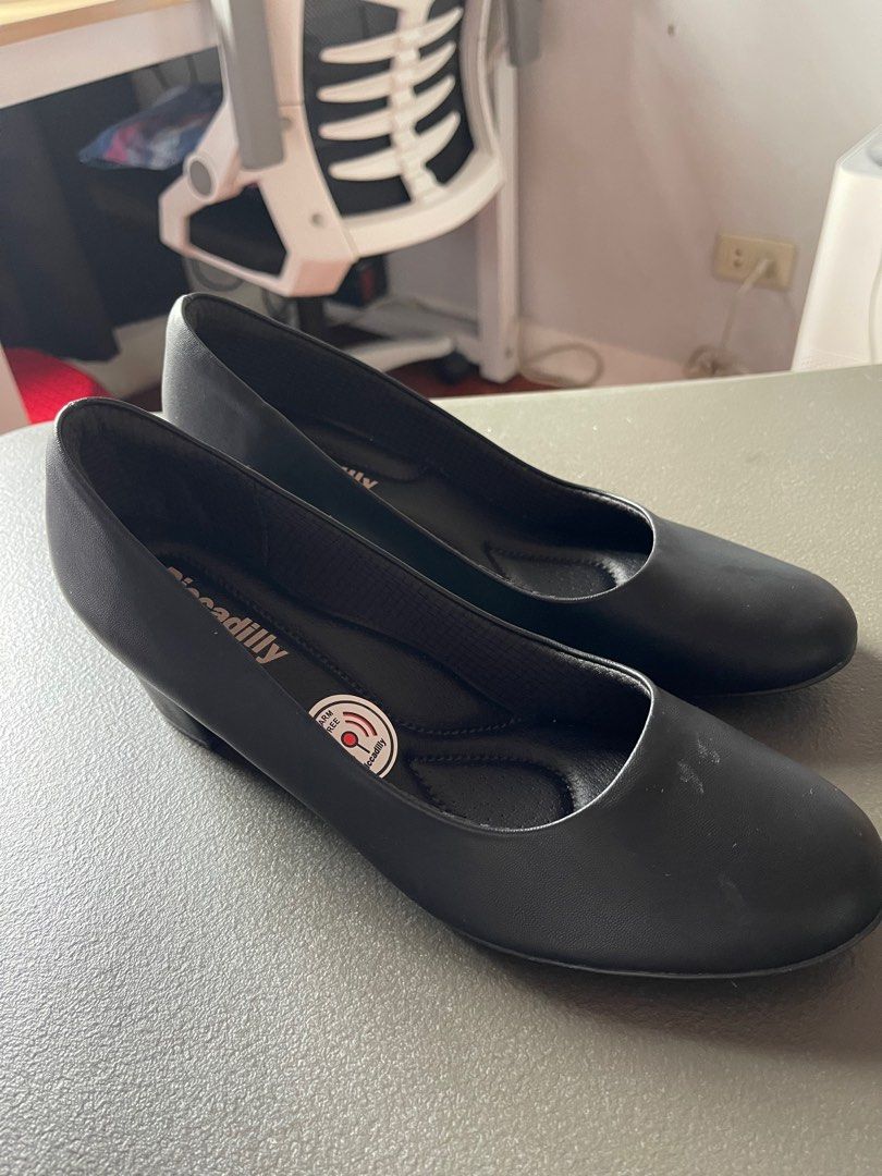 Piccadilly shoes flight attendant hot sale