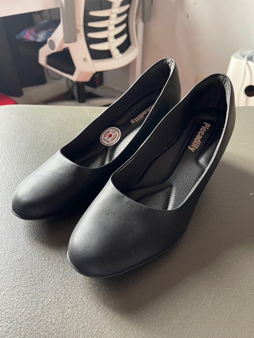Piccadilly shoes outlet flight attendant