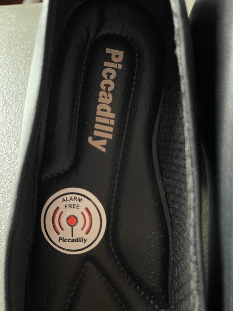 piccadilly shoes flight attendant