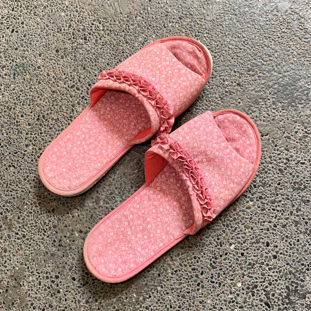 Pink House Slippers on Carousell