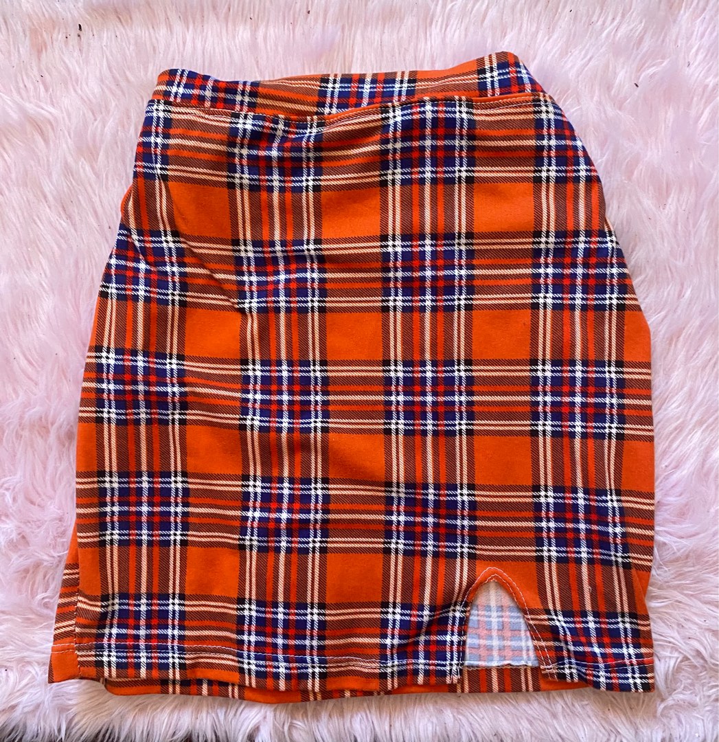 Plaid Korean Skirt, Women's Fashion, Bottoms, Skirts on Carousell