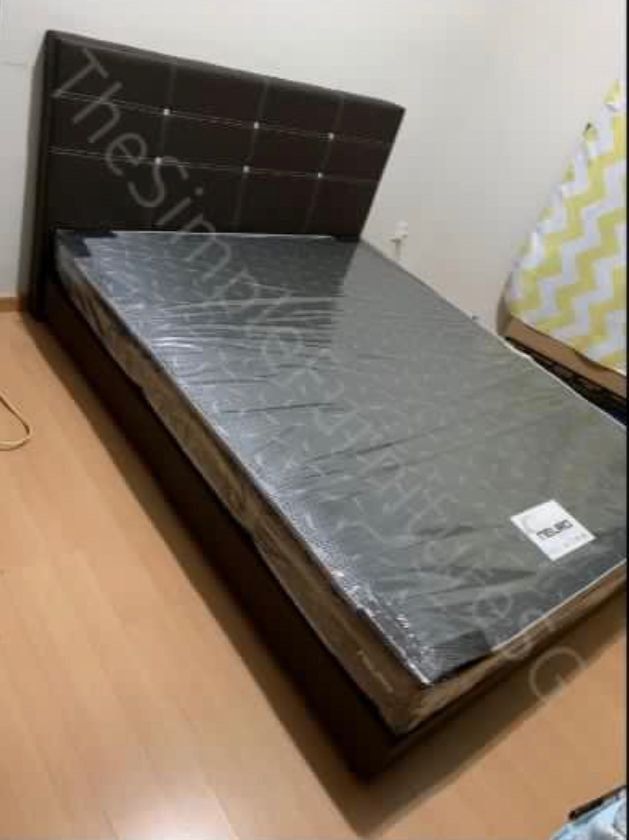 queen_bed_frame__mattress__set_1685427688_ab91d752_progressive.jpg