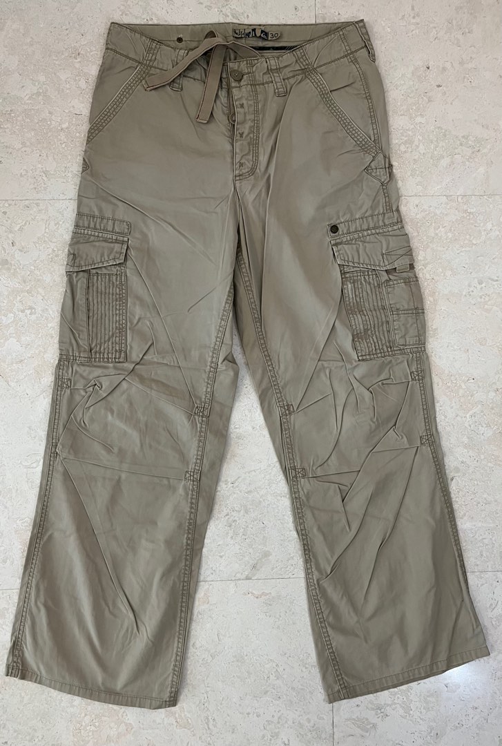 Quicksilver top cargo pants