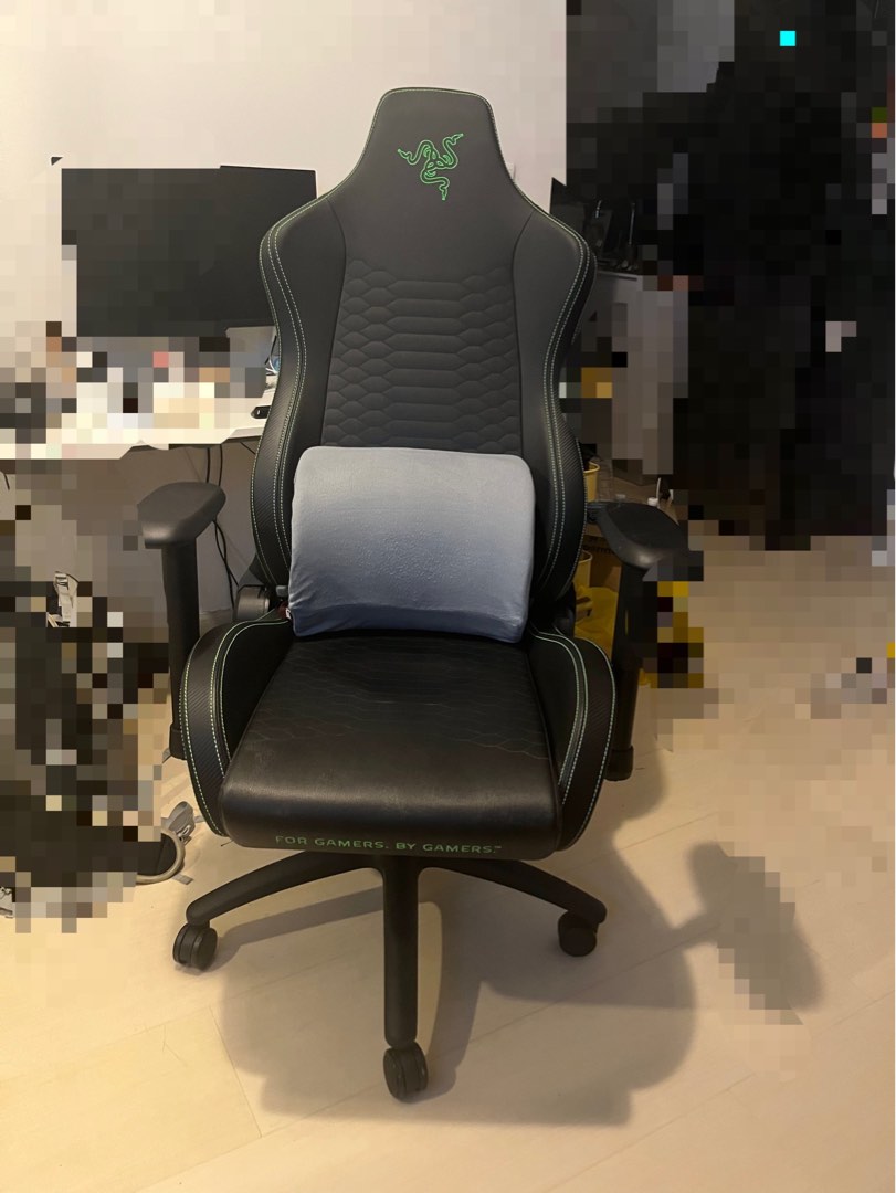 Razer gaming chair Iskur X, Furniture & Home Living, Furniture, Chairs