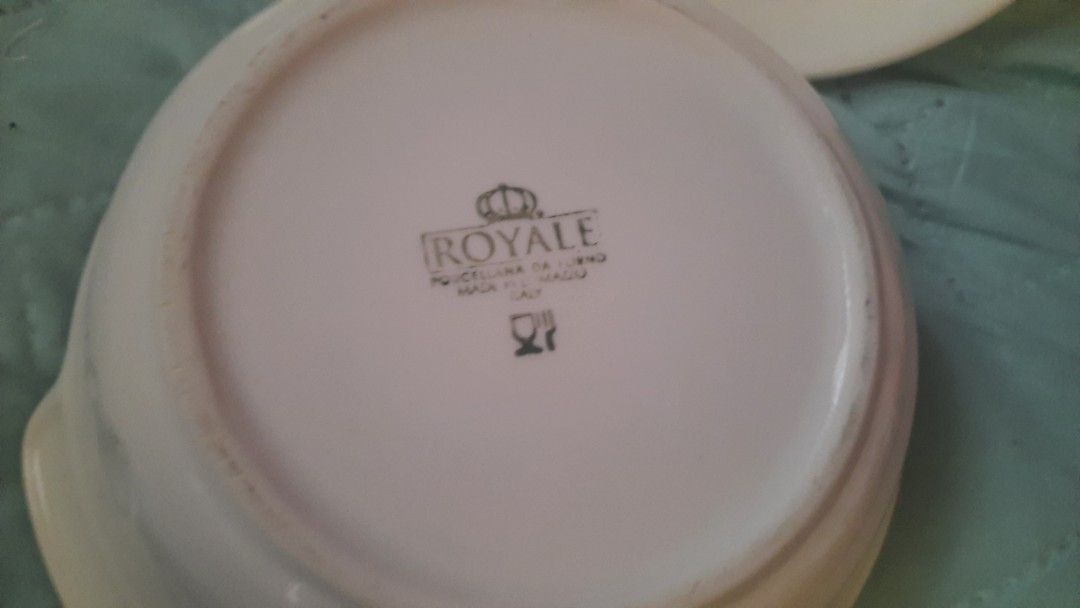 Royale ceramic dish Made in Italy (Category: Dinnerware & Cutlery) located in Manila. Submitted by luckycharm_215 (Listing ID 1234683239, Image 2). Description: VGC per piece or take all.