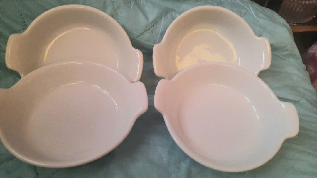 Royale ceramic dish Made in Italy (Category: Dinnerware & Cutlery) located in Manila. Submitted by luckycharm_215 (Listing ID 1234683239, Image 1). Description: VGC per piece or take all.