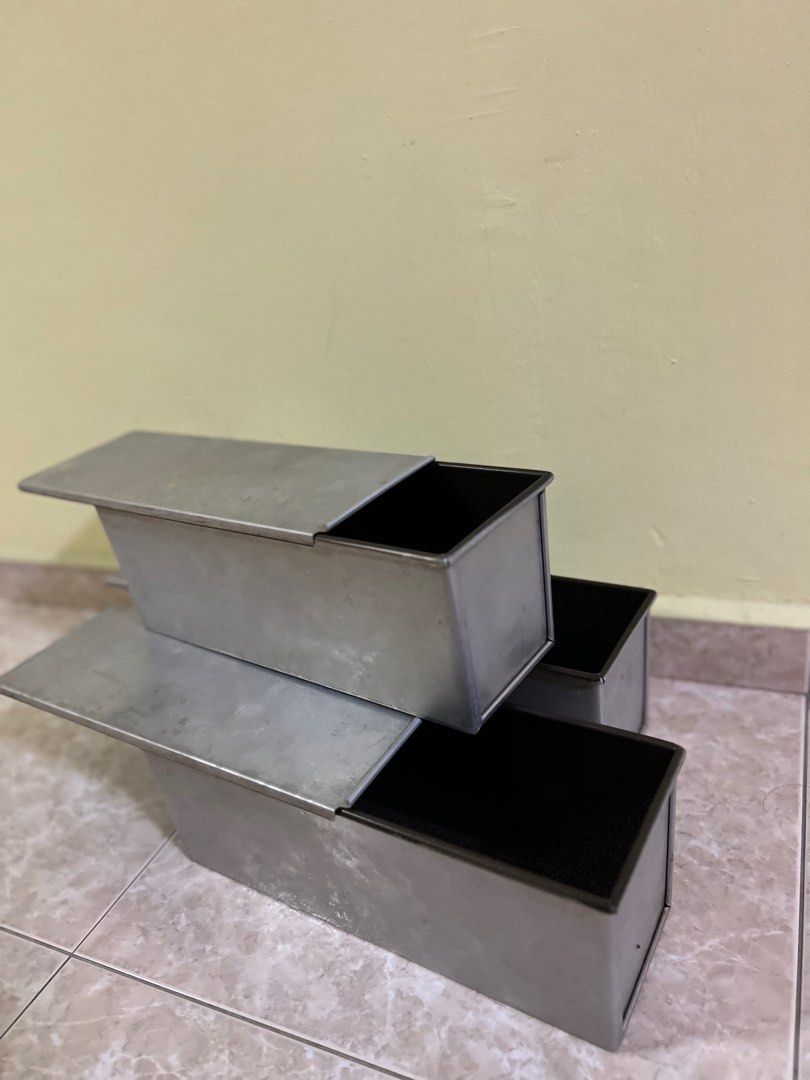 Sanneng 900g loaf Pan（ SN2022 ）with cover, TV & Home Appliances