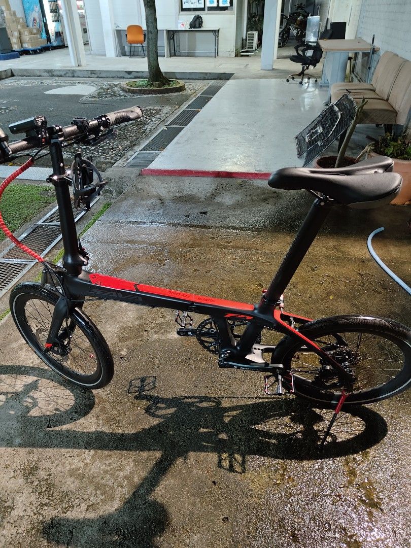 SAVA Z1 folding bike with 11speed Ultegra groupset