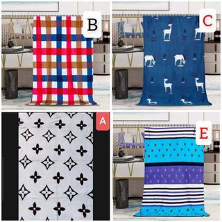 Selimut bulu halus motif ukuran 180x135 cm, dari harga normal Rp. 1500.000, sekarang sedang diskon besar-besaran, NEW