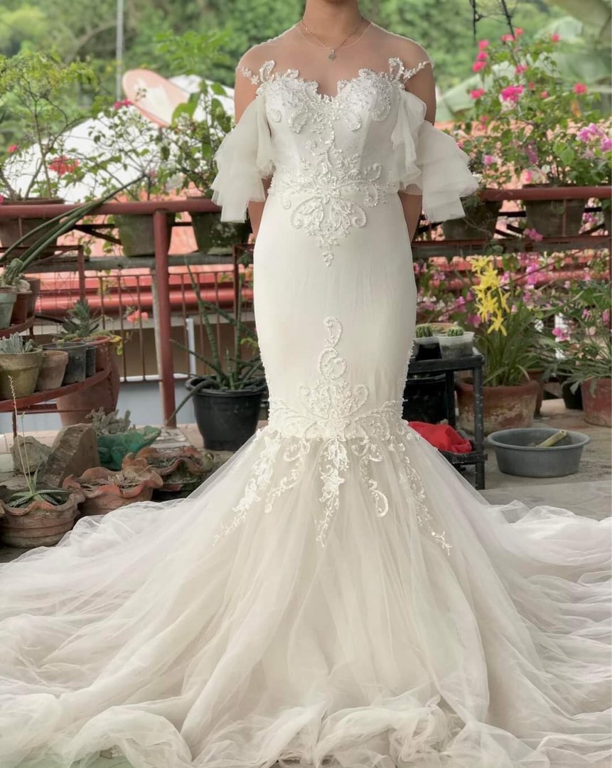 Serpentina gown hotsell