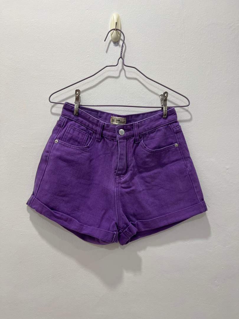 Shorts Womens Fashion Bottoms Shorts On Carousell 